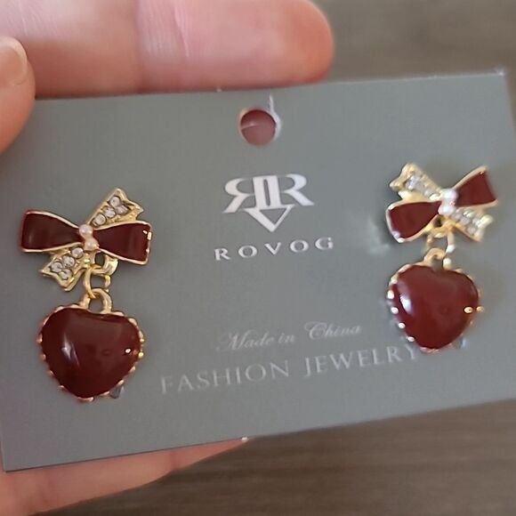🎁$6 Bundled 🎁Bauble Heart-Shaped Dangle Red Gold Heart Earrings - Picture 10 of 10